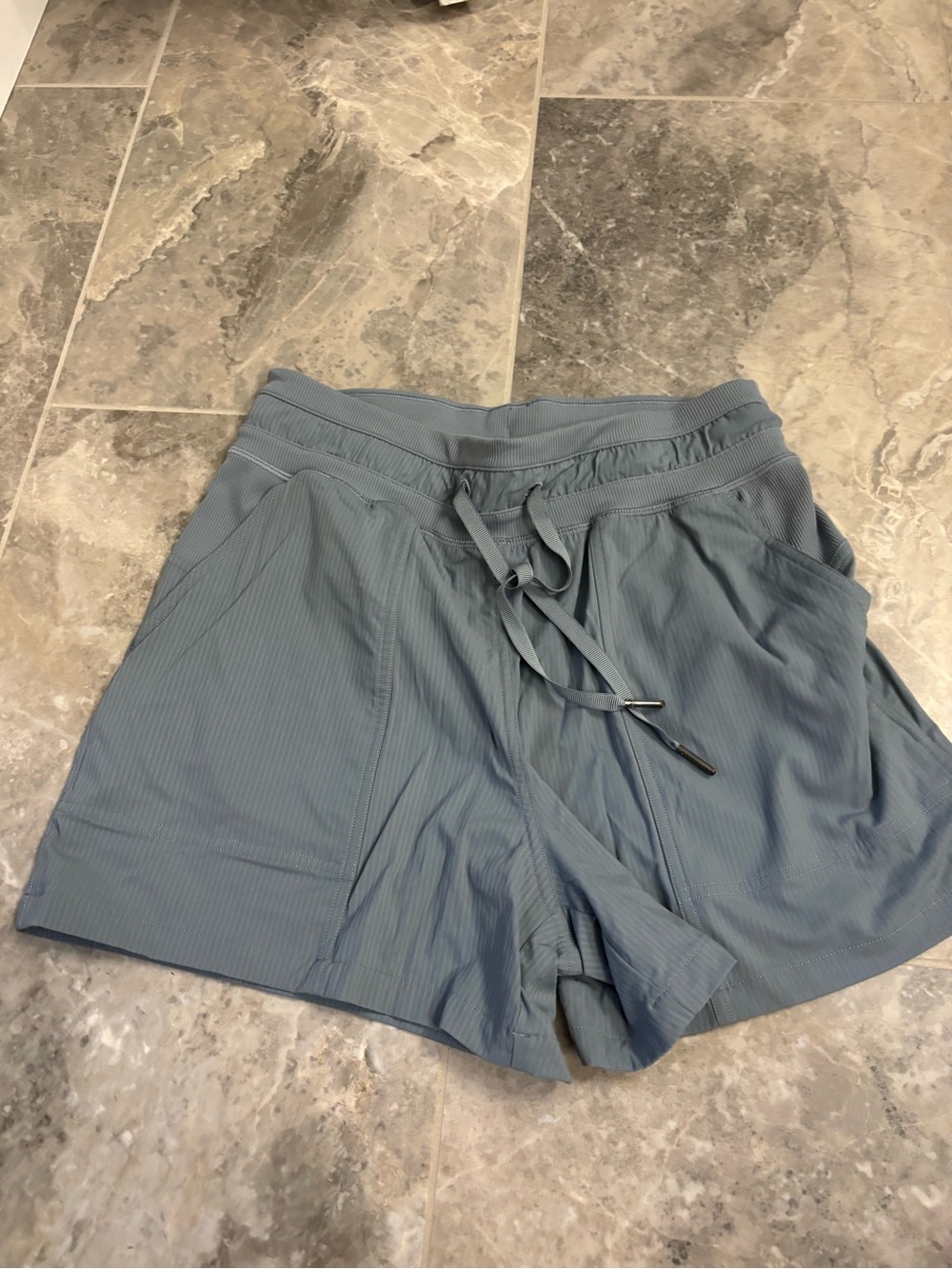 lululemon shorts NWOT